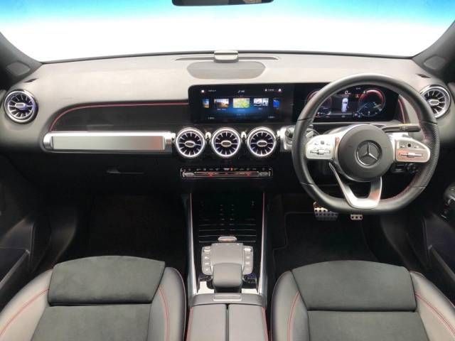 Mercedes Benz GLB-CLASS 2020-11 184925-1