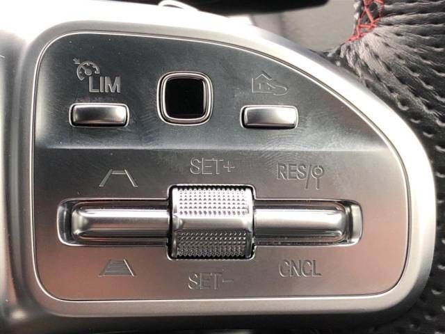 Mercedes Benz GLB-CLASS 2020-11 184925-3