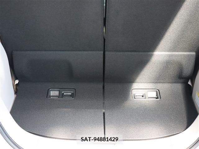Honda N BOX 2024-02 307539-13