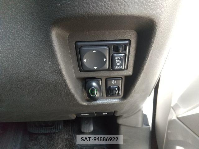 Nissan CUBE 2008-12 373059-21