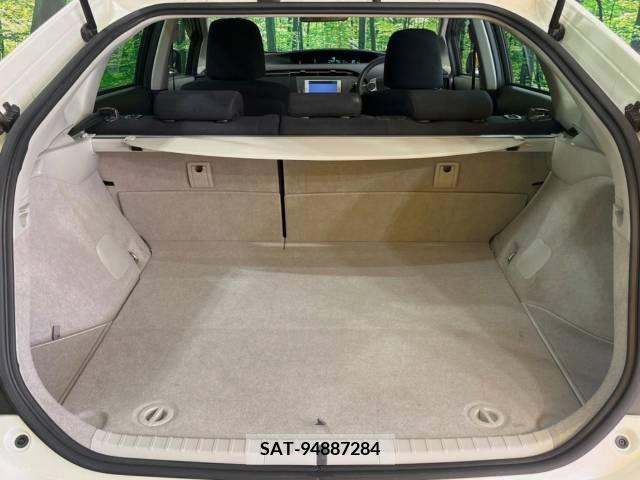 Toyota PRIUS 2012-06 284324-11