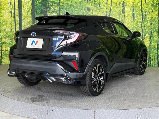 Toyota C-HR 2017-10 183330-17