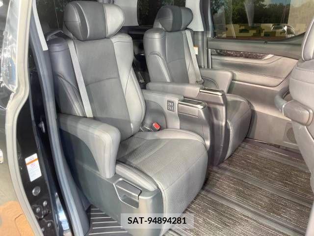 Toyota ALPHARD 2021-08 299625-9