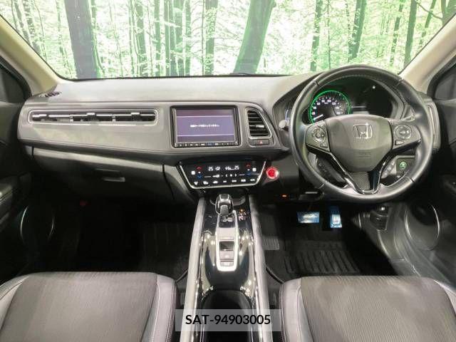 Honda VEZEL 2019-03 218435-1