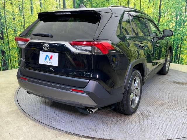 Toyota RAV4 2020-02 20526-17