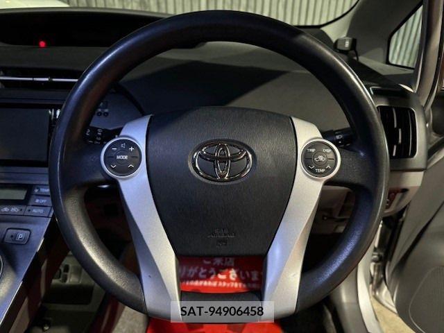 Toyota PRIUS 2009-06 366387-17