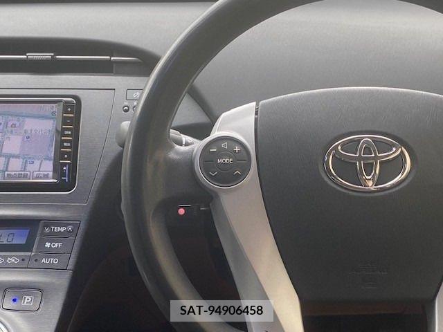 Toyota PRIUS 2009-06 366387-16