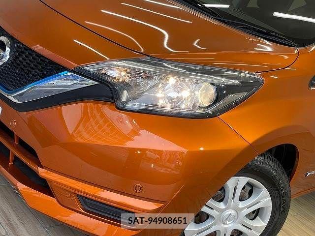 Nissan NOTE 2016-11 305332-17