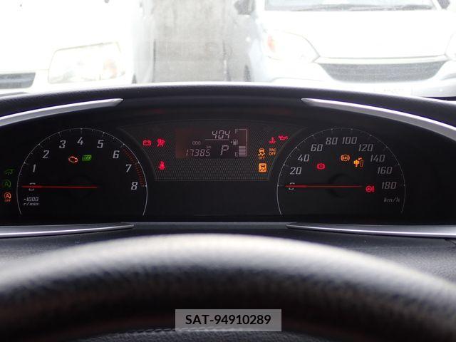 Toyota SIENTA 2017-02 214493-4
