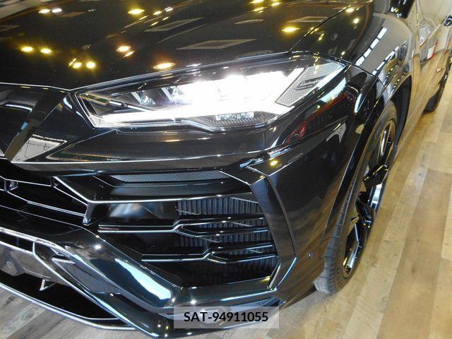 Lamborghini URUS 2023-02 333701-28