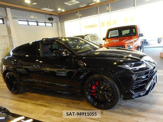 Lamborghini URUS 2023-02 333701-5