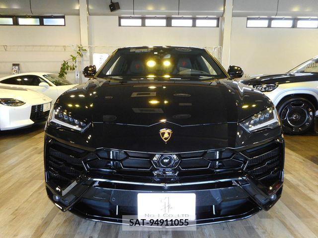Lamborghini URUS 2023-02 333701-3