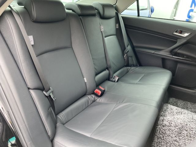 Toyota MARK X 2010-01 186458-15
