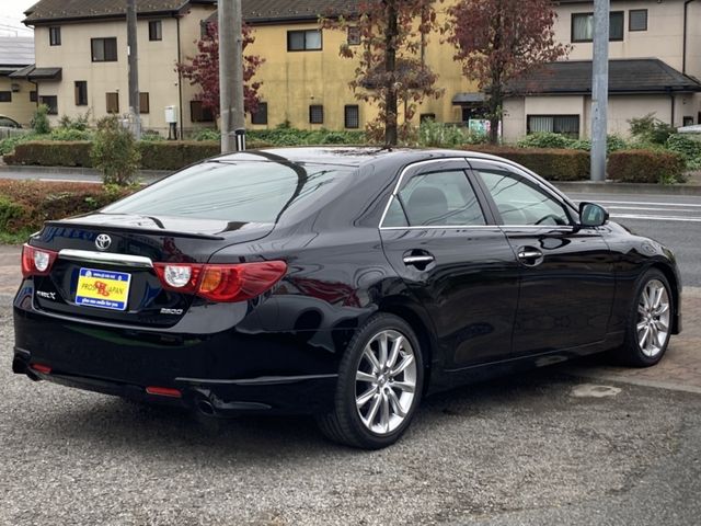 Toyota MARK X 2010-01 186458-1