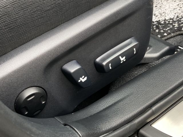 Toyota MARK X 2010-01 186458-13