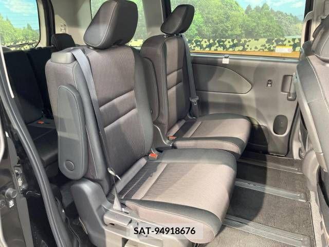 Nissan SERENA 2019-05 284127-9