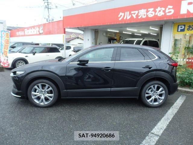 Mazda CX-30 2023-05 302099-4