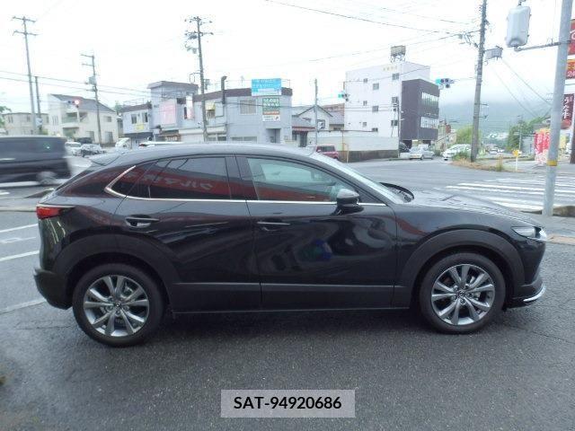 Mazda CX-30 2023-05 302099-5