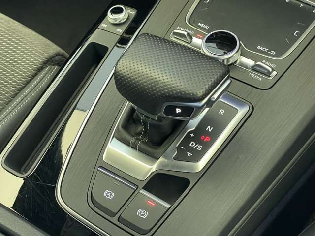 Audi Q5 2020-09 183708-13