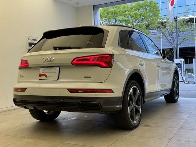 Audi Q5 2020-09 183708-1