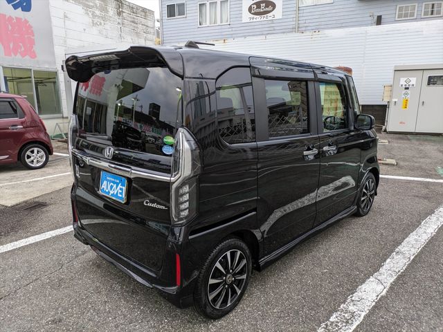 Honda N BOX CUSTOM 2018-02 196660-1