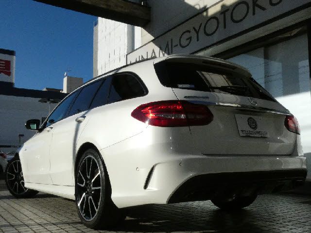 Amg C-CLASS 2016-08 21632-2