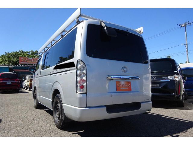 Toyota HIACE VAN 2005-07 17049-6