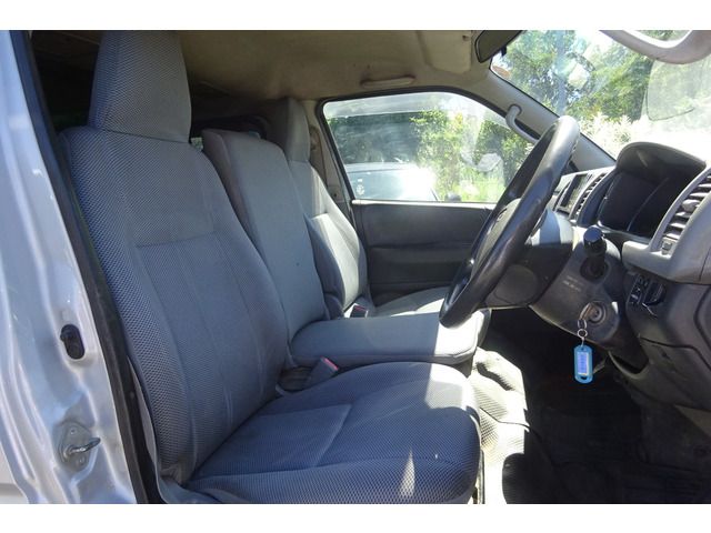 Toyota HIACE VAN 2005-07 17049-15