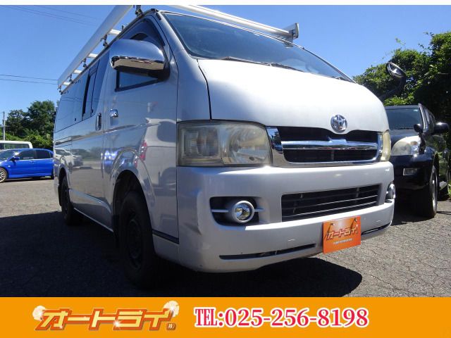 Toyota HIACE VAN 2005-07 17049-0