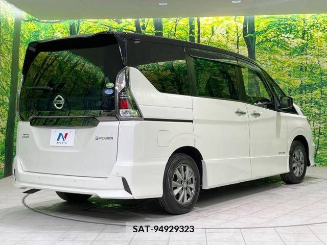 Nissan SERENA 2019-01 379461-18