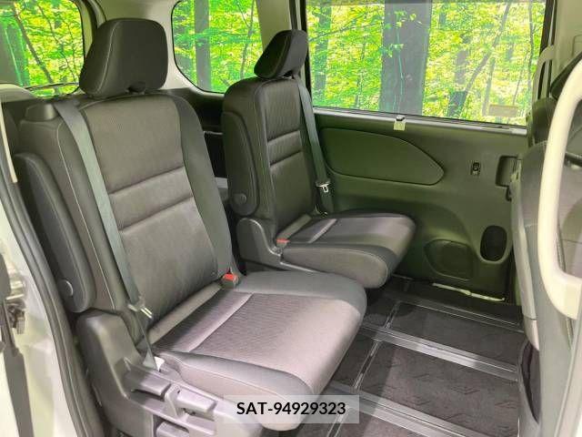 Nissan SERENA 2019-01 379461-9