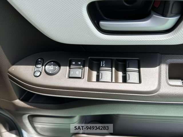 Honda N BOX 2023-10 307443-14