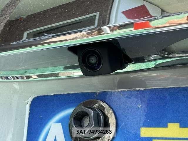 Honda N BOX 2023-10 307443-8