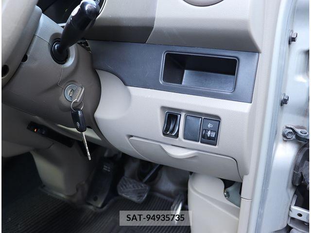 Suzuki EVERY 2014-01 221794-5