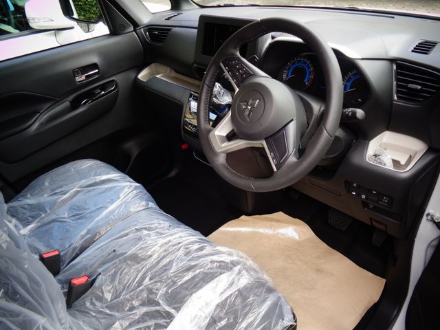 Mitsubishi DELICA MINI 2023-07 4897-1