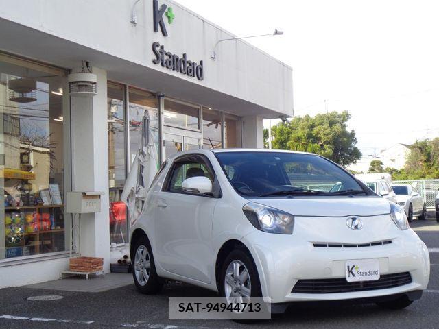 Toyota IQ 2010-08 217309-3