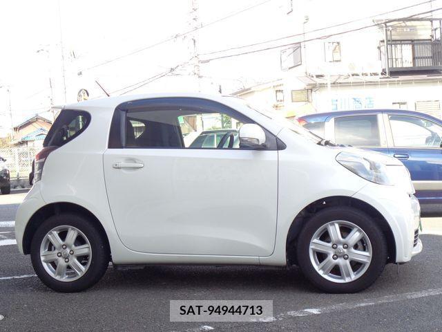 Toyota IQ 2010-08 217309-25