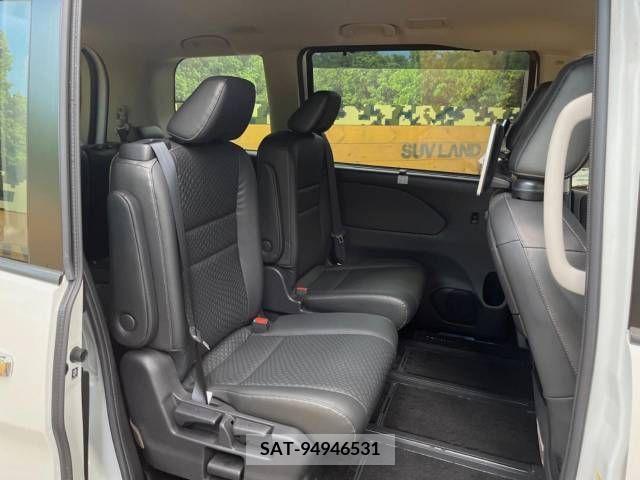 Nissan SERENA 2019-09 325052-9