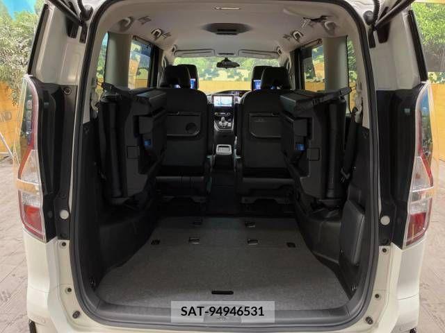 Nissan SERENA 2019-09 325052-11