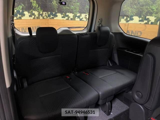 Nissan SERENA 2019-09 325052-10