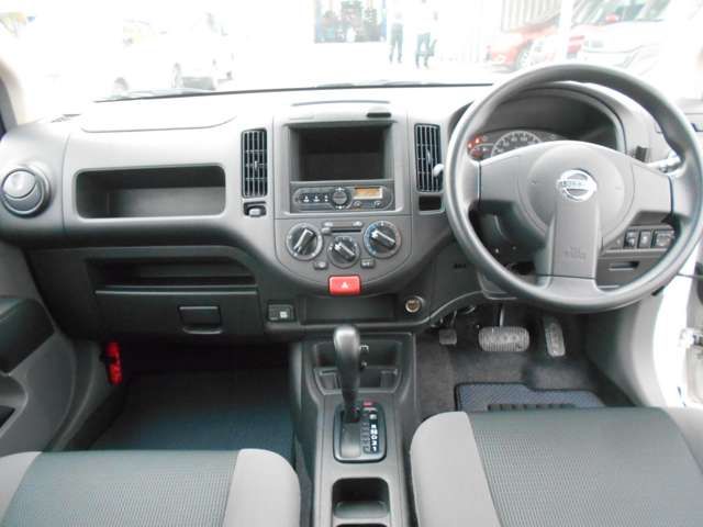 Nissan NV150 AD 2019-10 29209-2