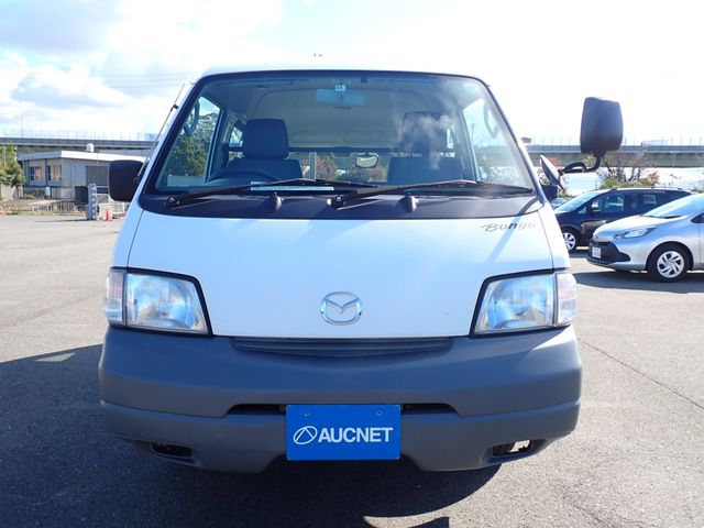Mazda BONGO VAN 2014-10 183637-5