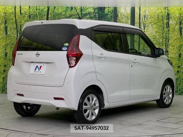 Nissan DAYZ 2019-05 243963-17