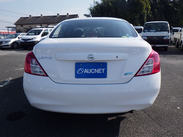 Nissan LATIO 2014-11 195360-5