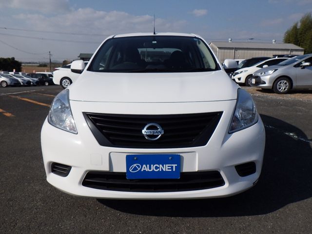 Nissan LATIO 2014-11 195360-3