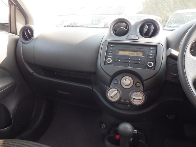 Nissan LATIO 2014-11 195360-15