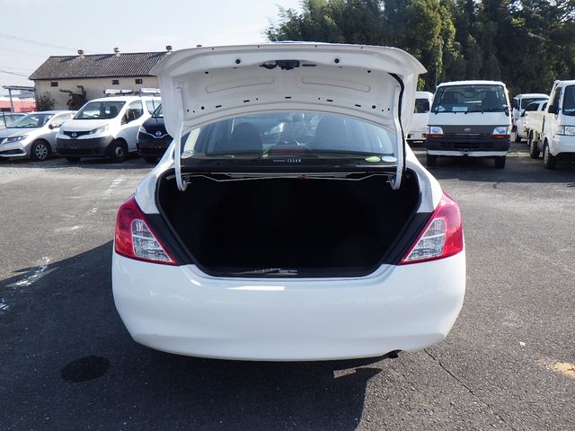 Nissan LATIO 2014-11 195360-21