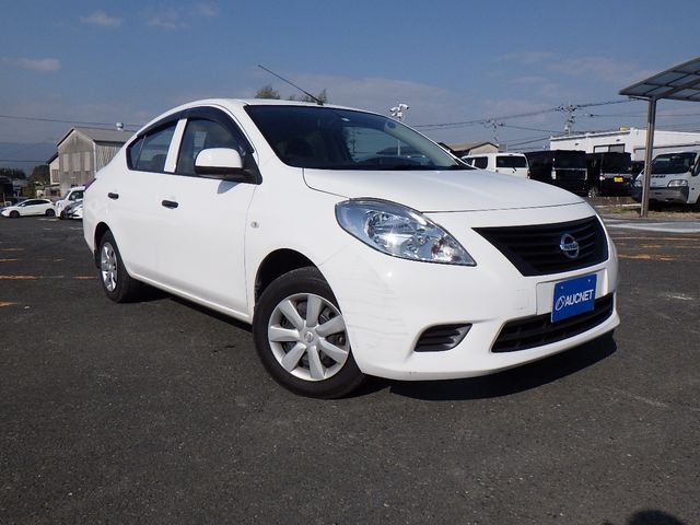 Nissan LATIO 2014-11 195360-0