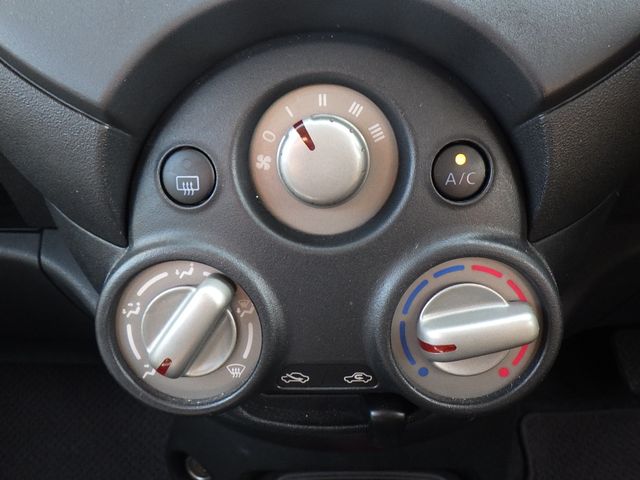 Nissan LATIO 2014-11 195360-18