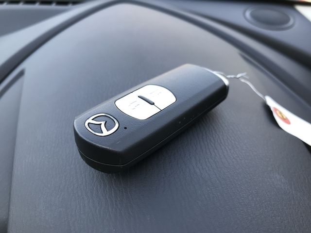 Mazda MAZDA2 2020-08 12935-28